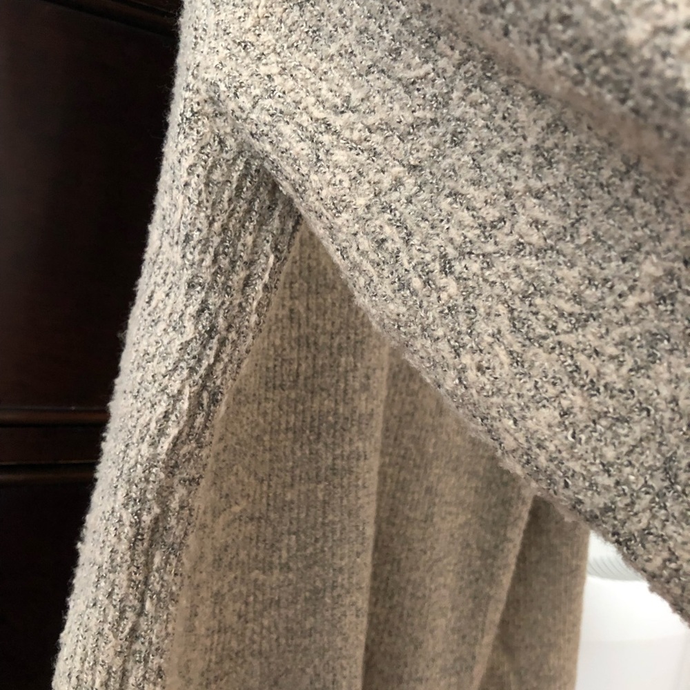 Calvin Klein cowl neck sweater - Picture 6 of 7
